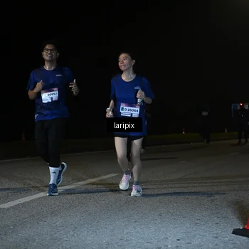 Runner Photo 7570812