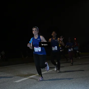 Runner Photo 7570813