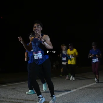 Runner Photo 7570830