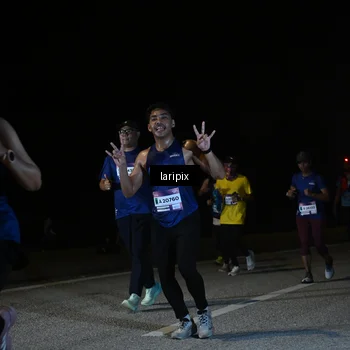 Runner Photo 7570832