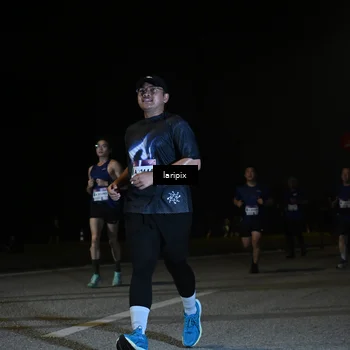 Runner Photo 7570851