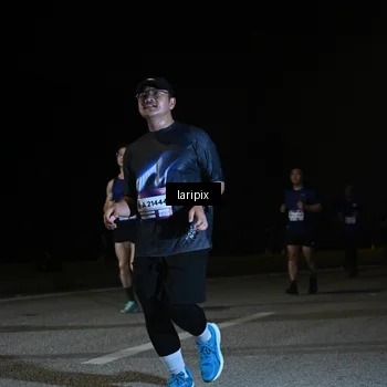 Runner Photo 7570852