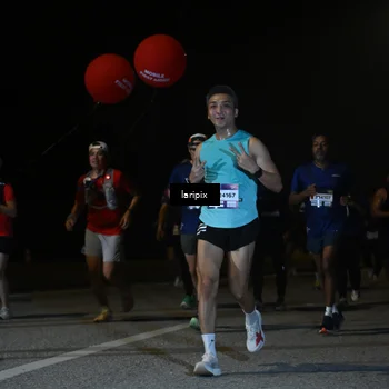 Runner Photo 7570865