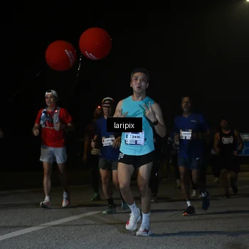 Runner Photo 7570868