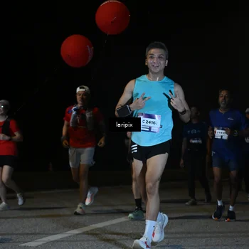 Runner Photo 7570872