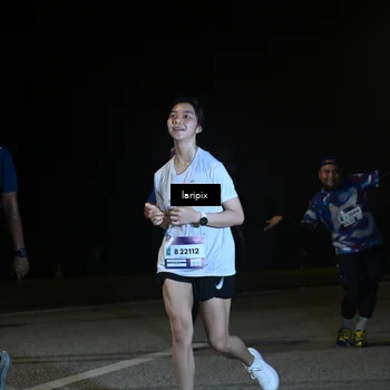 Runner Photo 7570887