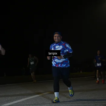 Runner Photo 7570890