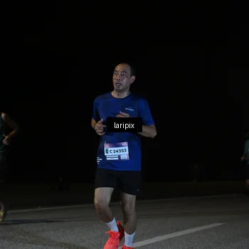 Runner Photo 7570903