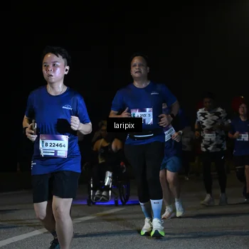 Runner Photo 7570915