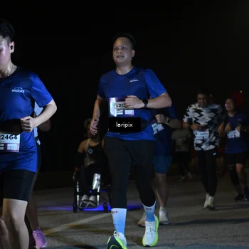 Runner Photo 7570916