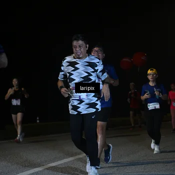 Runner Photo 7570922