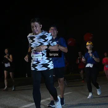 Runner Photo 7570924