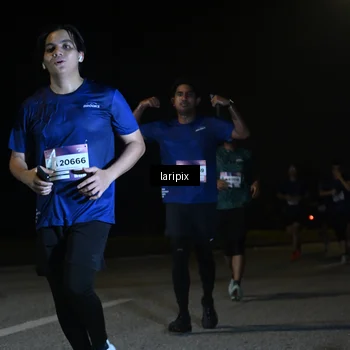 Runner Photo 7570975