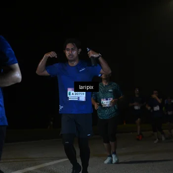 Runner Photo 7570976