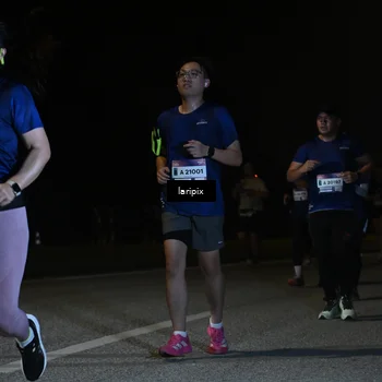 Runner Photo 7571008
