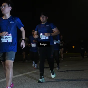 Runner Photo 7571017