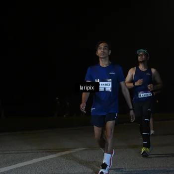 Runner Photo 7571029