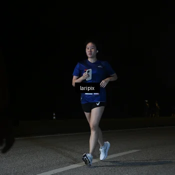 Runner Photo 7571033