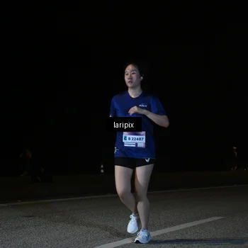 Runner Photo 7571035