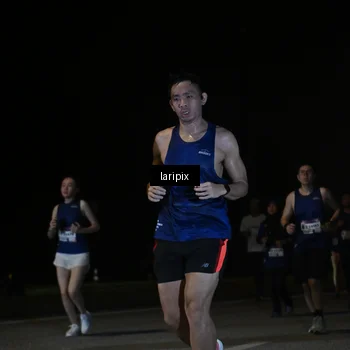 Runner Photo 7571087