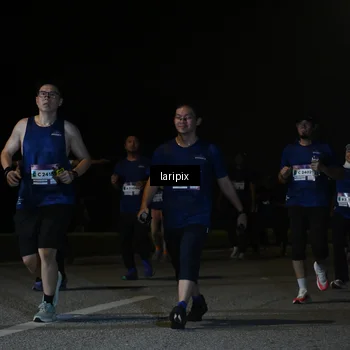 Runner Photo 7571090