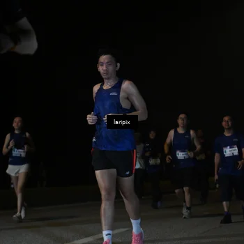 Runner Photo 7571093