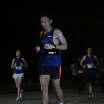 Runner Photo 7571094