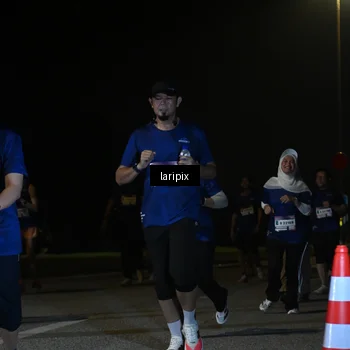 Runner Photo 7571104