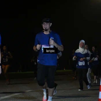 Runner Photo 7571106