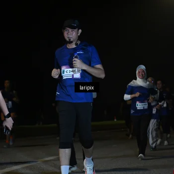 Runner Photo 7571111