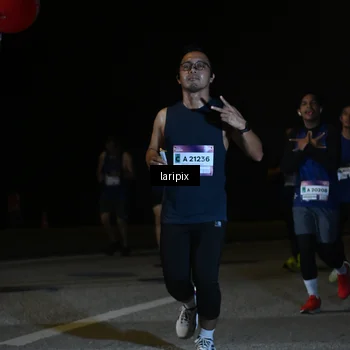 Runner Photo 7571158