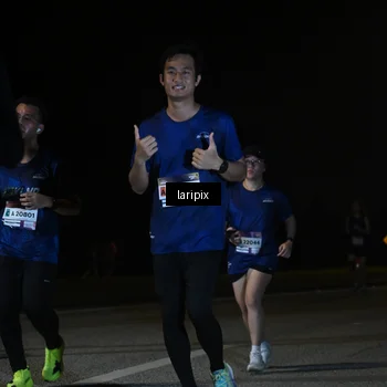 Runner Photo 7571177