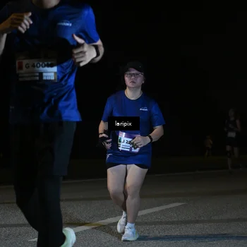 Runner Photo 7571181