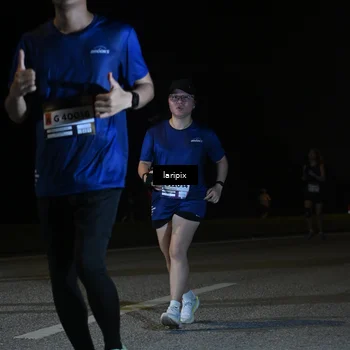 Runner Photo 7571185