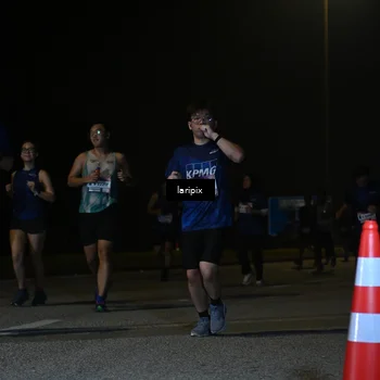 Runner Photo 7571211