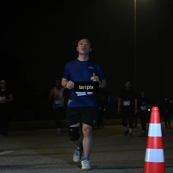 Runner Photo 7571230