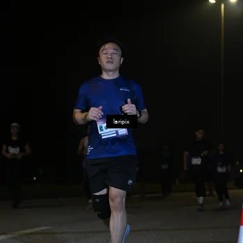 Runner Photo 7571234