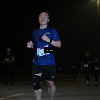 Runner Photo 7571235