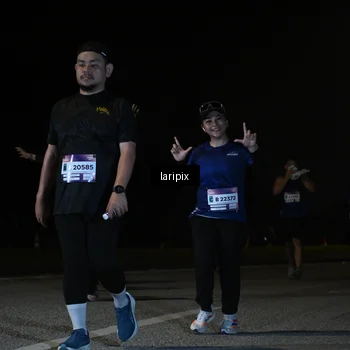 Runner Photo 7571255