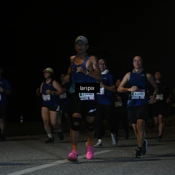 Runner Photo 7571288