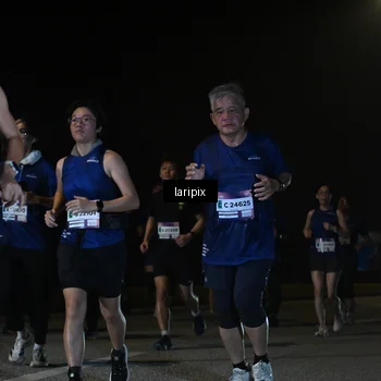 Runner Photo 7571296