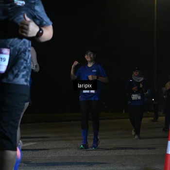 Runner Photo 7571315