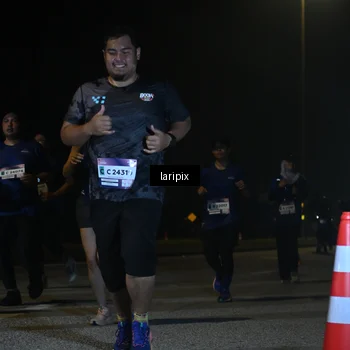 Runner Photo 7571317