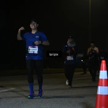 Runner Photo 7571322