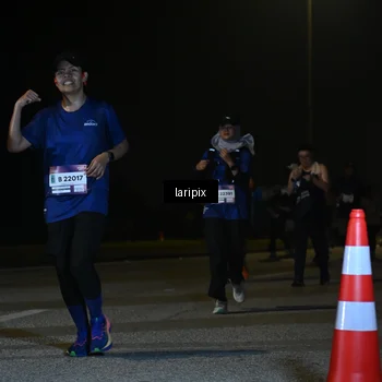 Runner Photo 7571324