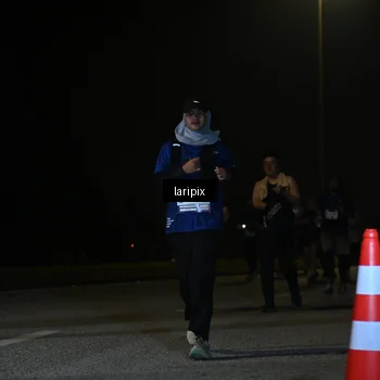Runner Photo 7571331