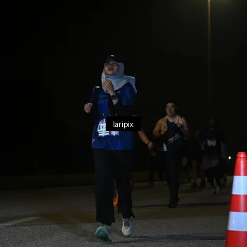 Runner Photo 7571333