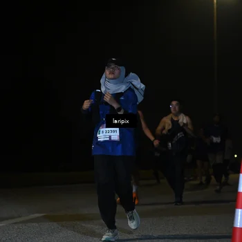 Runner Photo 7571341