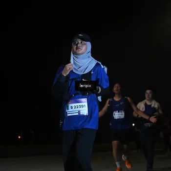 Runner Photo 7571343