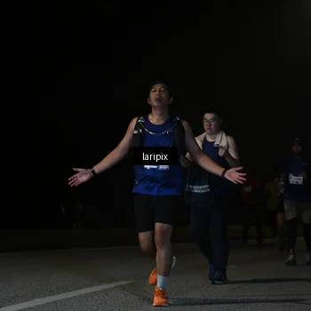 Runner Photo 7571346